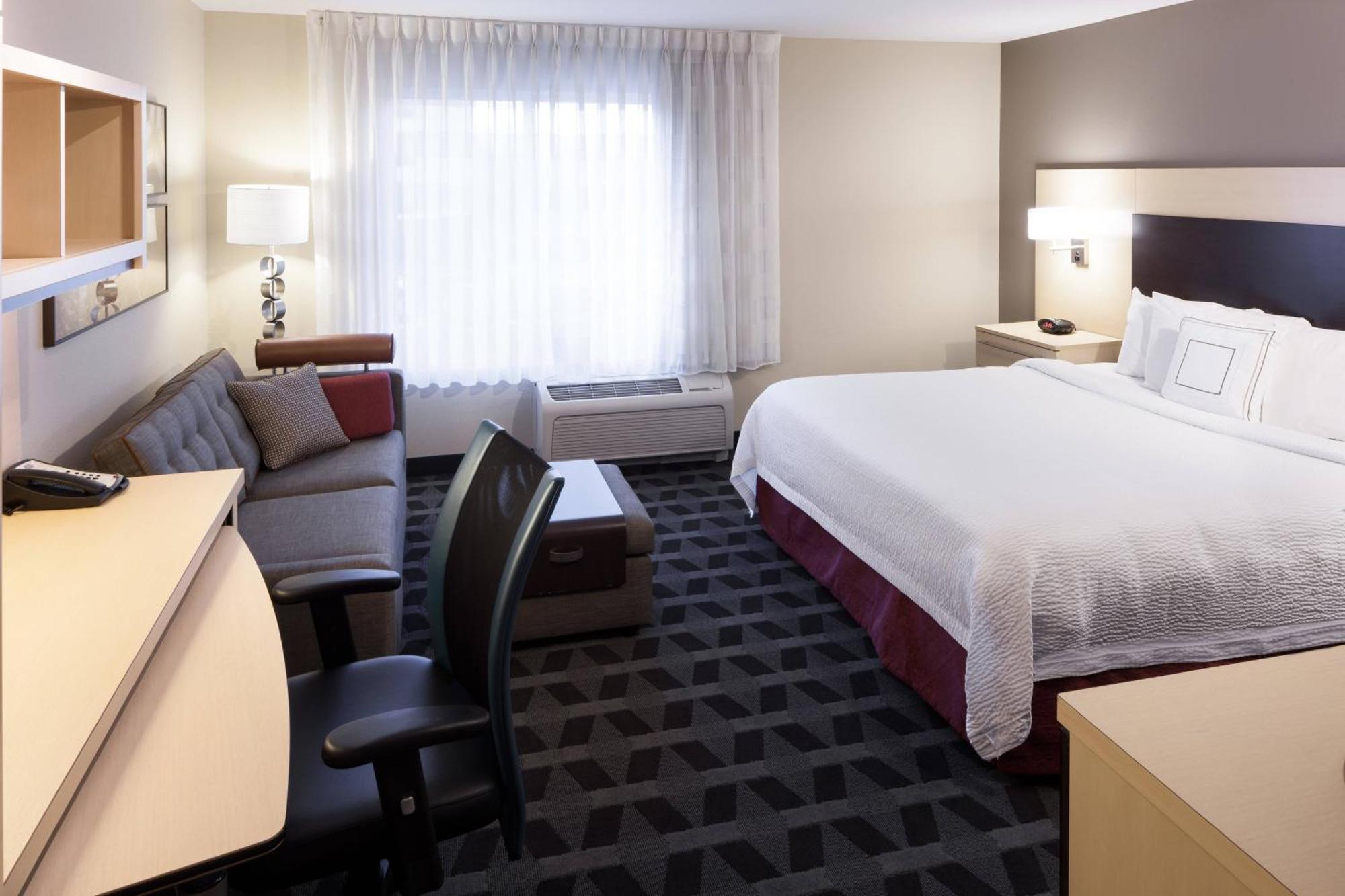 Hotel Towneplace By Marriott West 3*
